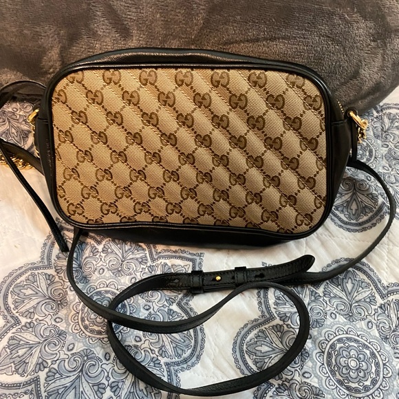 100% Authentic GUCCI Monogram GG Marmont Chain Bag - Picture 4 of 16